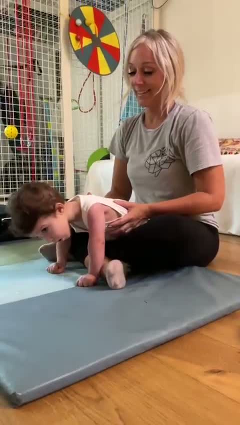 Prone on Extended Elbows (POEE) — Toddler — locked preview still